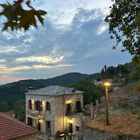 Αρχοντικό Γιούλη Apartamento Miléai Exterior foto